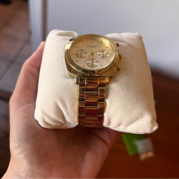 Kate Spade gold watch - Picture 3 of 9